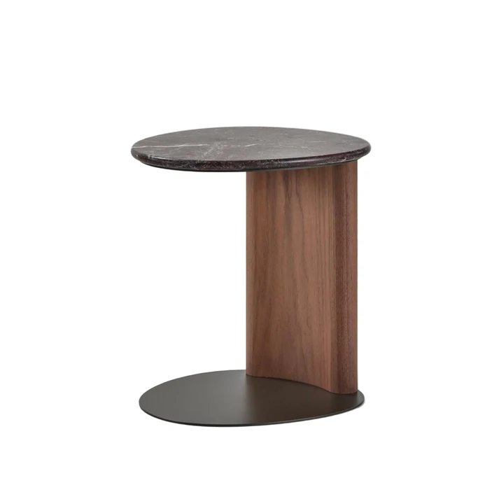 THE HOST - Designed for welcoming and entertaining